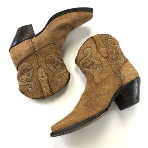 DURANGO women’s western boot Size 8.5